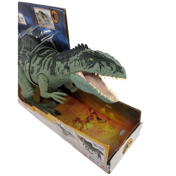 Jurassic World Dominion Strike N' Roar Giganotosaurus 🆕 - Picture 2 of 12